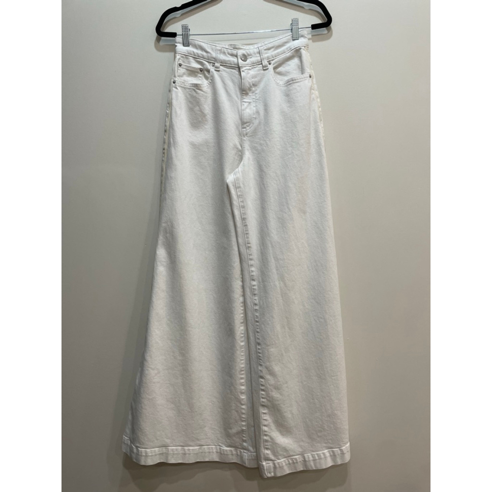 DL1961 White Wide Leg Flare Jeans